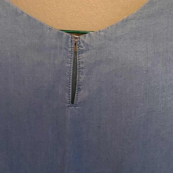 Cold Shoulder Top - Picture 4 of 6